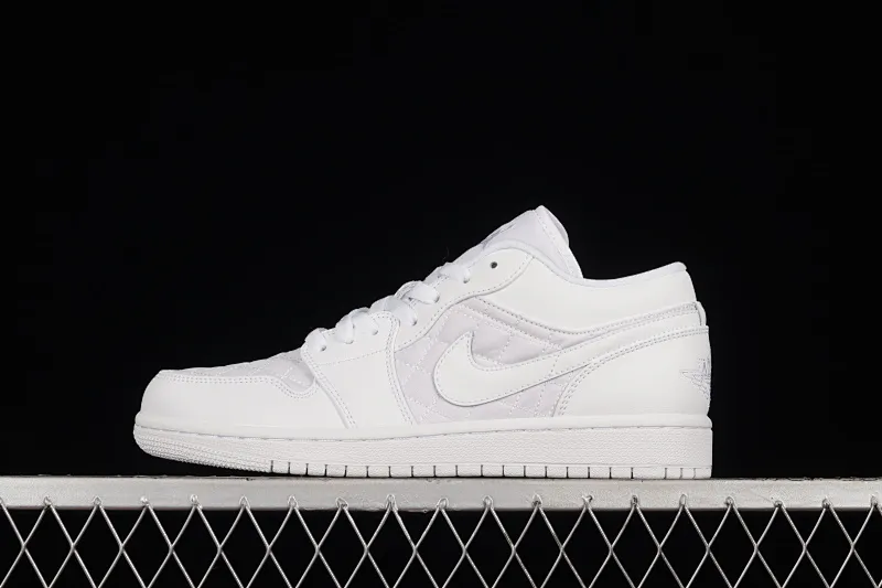 All categories Air Jordan Jordan series basketball shoes Air Jordan 1 Low Air Jordan 1 Low Quilted "Triple White" AJ1 Joe 1 all white low-top basketball shoes DB6480-100